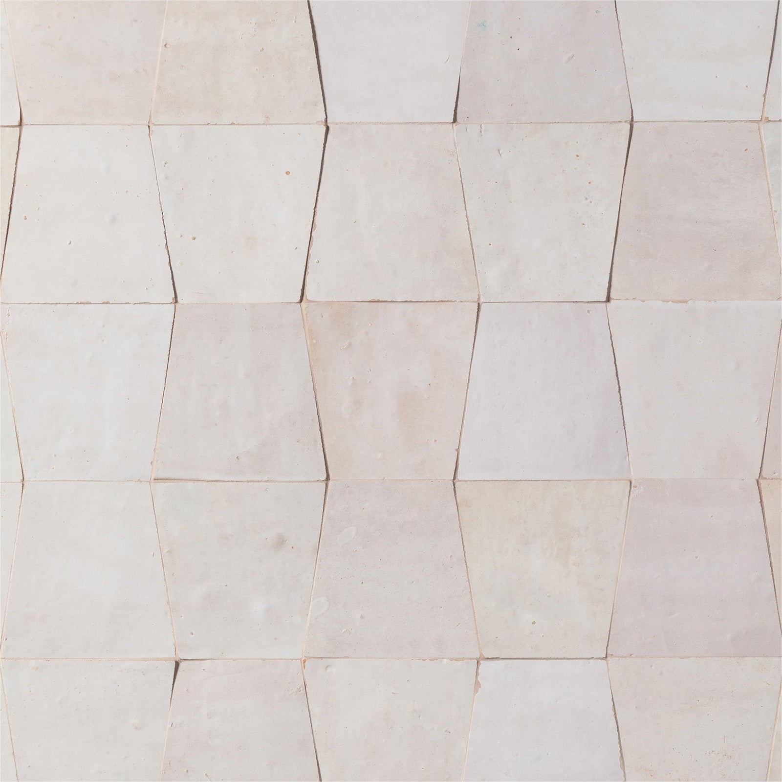 テヨン　ポラロイド Oxblood-Etched-Field-Trip-