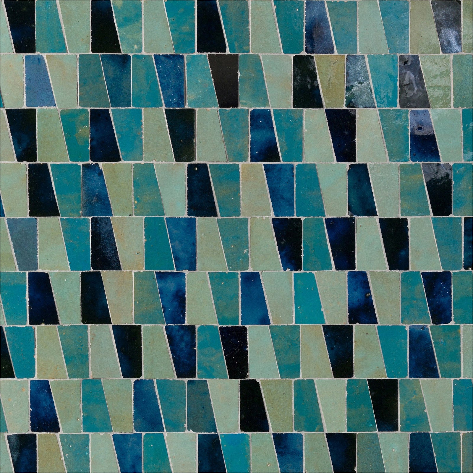 Trapezium – Lunada Bay Tile